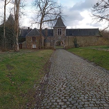 Le Vieux Noyer Bed and Breakfast Nassogne Buitenkant foto