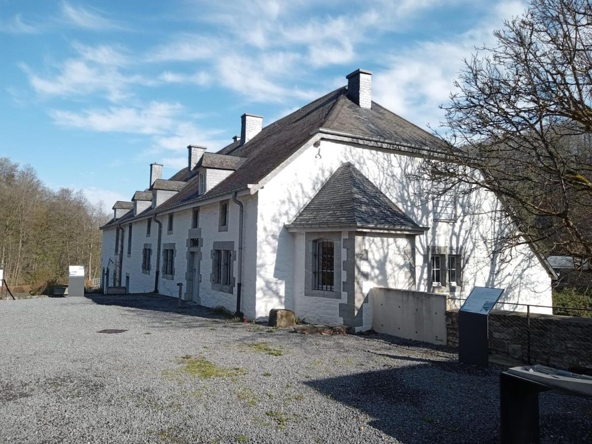 Le Vieux Noyer Bed and Breakfast Nassogne Buitenkant foto