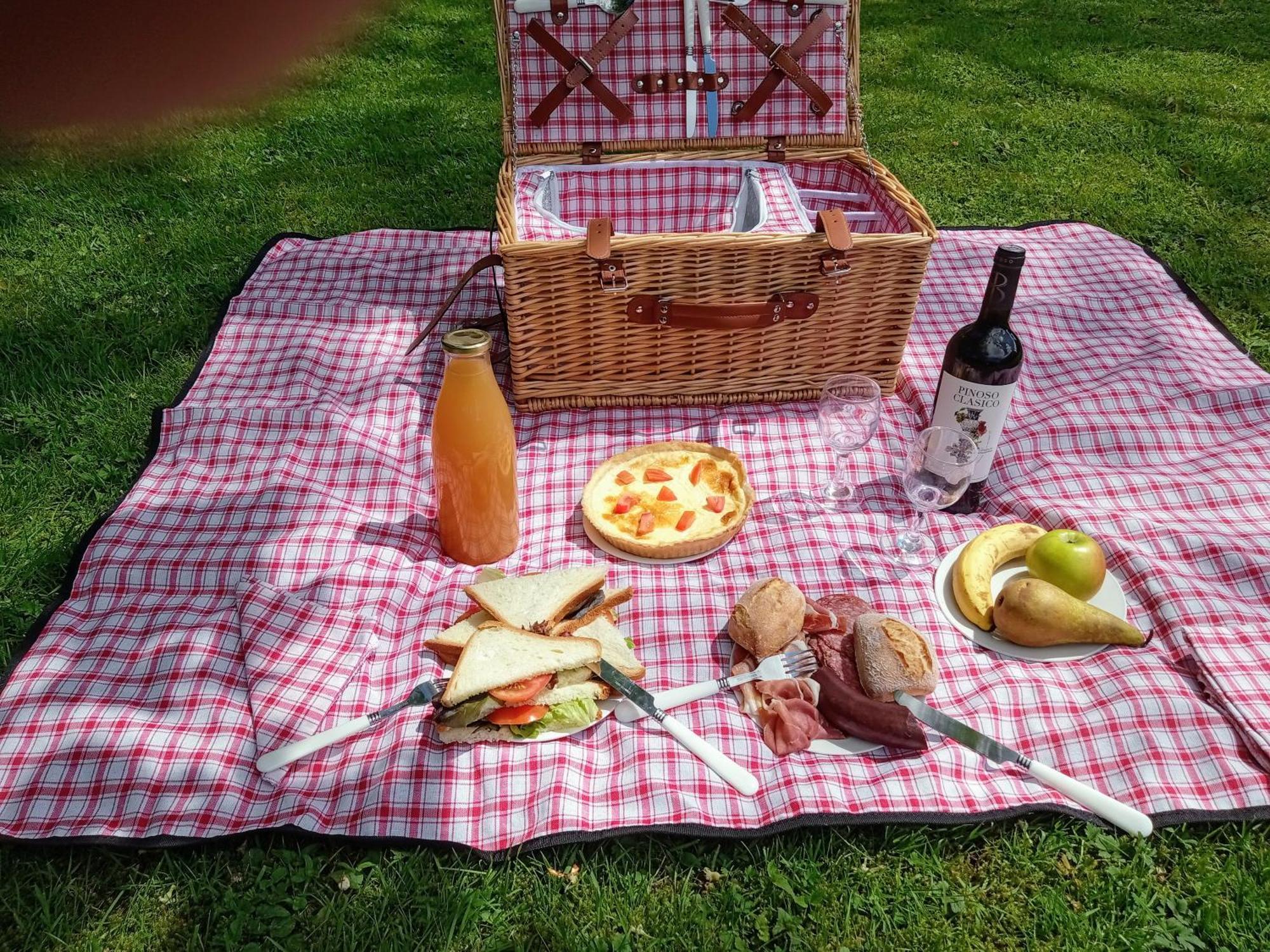 Le Vieux Noyer Bed and Breakfast Nassogne Buitenkant foto