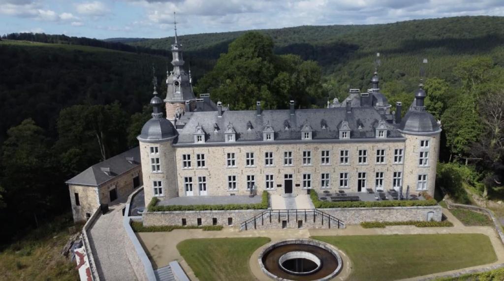 Le Vieux Noyer Bed and Breakfast Nassogne Buitenkant foto